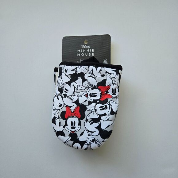 Minnie Mouse Oven Mitts 2 pc Oversized Disney Cartoon Kitchen Linens - Picture 1 of 3